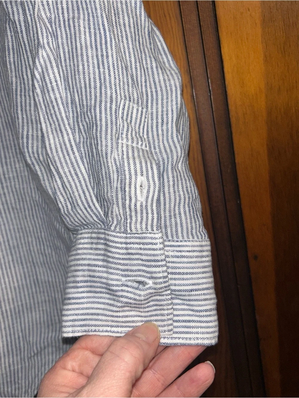 Quince 100% Linen Blue White Stripe Button Up Shirt M - Picture 6 of 7